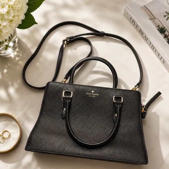 kate spade Handbags - Kate Spade New York Mulberry Street Lise Satchel in Black